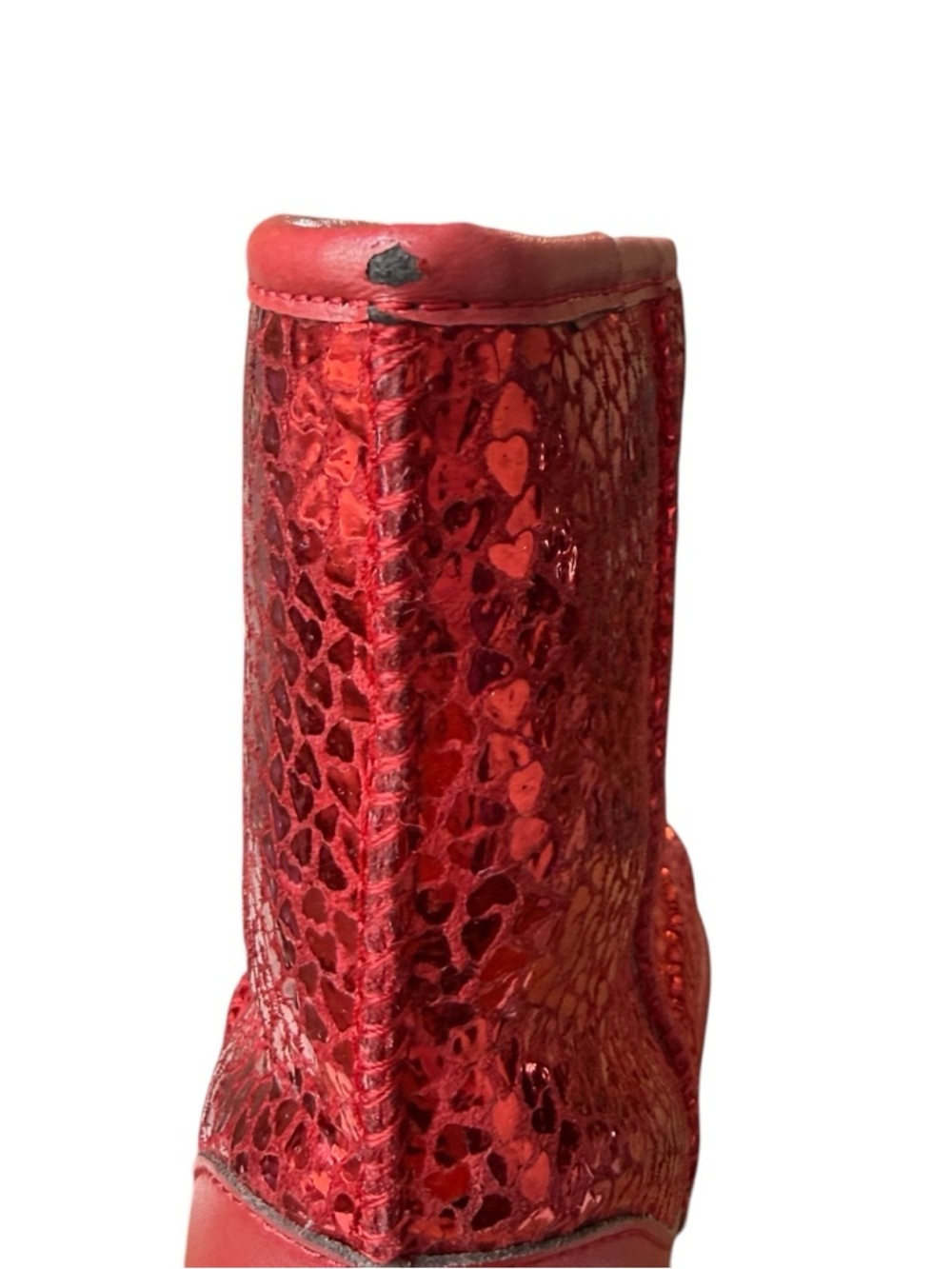 Ugg Youth Size 3 Classic II Gel Red Hearts Short Mid Boots Plush - Picture 12 of 16